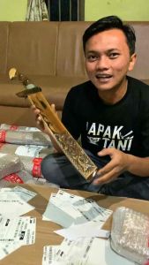 Golok Baja Per | Perkakas Kebun Multifungsi > Golok Mandau & Patimura