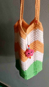 กระเป๋าสะพายข้าง ไหมพรม