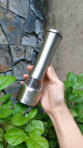 Đồ xay tiêu lọ đựng tiêu kết hợp xay tiêu chất liệu inox304 kháng khuẩn
