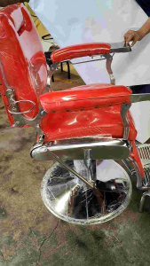 เก้าอี้ตัดผม เก้าอี้ตัดผมชาย เก้าอี้บาร์เบอร์ โรงงานมาเองมีอะไหล่มีรับประกันเลือกสีทักแชท ปรึกษาได้