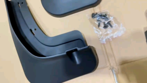 Mud Guard Wuling Binguo EV 2023-2027 Karpet Lumpur Hitam