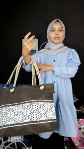 Tas Selempang Wanita Totebag Bahan Kanvas Anti Air
