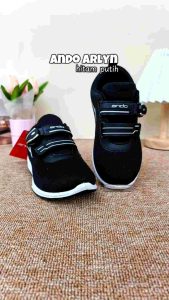 Sepatu Ando Arlyn Velcro Perekat Hitam Putih Black white