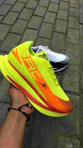 Specs Running Flybird SV SRC SUB 1 Sneakers Easy Run Pria dan Wanita Berkualitas