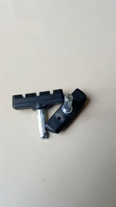 Karet Kampas Rem Brake Sepeda Tipe Sindik Colok Tusuk Bahan Premium Ideal untuk Pengguna