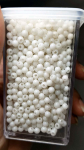 mote susu / mutiara susu / ukuran 4mm / mutiara plastik / mutiara jahit / berlubang