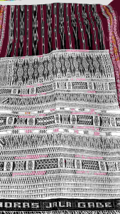 Ulos ragi hidup/pinuncaan/paccamot pakaian adat toba