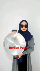 Wajan Aluminium Berkualitas Tinggi No 22: Bahan Tebal & Nyaman Digunakan