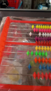 Alat babtu hitung sempoa anak lucu terbuat dari plastik