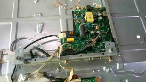 Prestiz 32FC20B Motherboard & TP.V56.PB826 Specifications