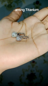 Anting Silver Titanium Asli Wanita Dewasa Anti Karat Anti Luntur Import Cantik Terbaru Keren Elegan