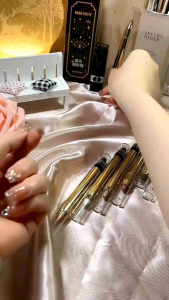 combo 5 cây bút phấn mắt 2 đầu.nhũ lấp lánh