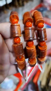 Vòng tay trụ huyết rồng