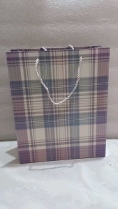 Paperbag Motif Kotak Paper Bag Tas Kado Ukuran 32 cm x 26 cm x 10 cm