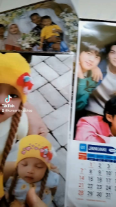 Kalender Dinding BTS 2024