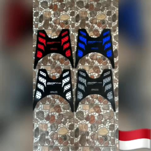 Karpet pijakan kaki depan Honda Beat FI / ESP 2016 - 2017 - 2018 - 2019  Barang sesuai dengan yg ada di foto