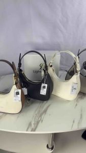 Light gwin tas wanita selempang dan jinjing