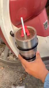 ที่วางแก้วน้ำ แก้วเยติ ขวดน้ำ ติดกับรถมอเตอร์ไซด์ ฟรีน็อตยาวและยางรอง ใส่พอดีแก้วไม่ดิ้น ไม่แกว่ง งานชุบคุณภาพดีไม่เป็นสนิม แข็งแรง ทนทาน