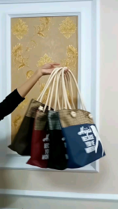 Tote Bag Wanita Viral: Desain Kekinian untuk Ngampus & Travelling