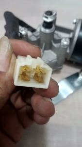 DINAMO MOTOR WIPER DEPAN HINO / LOHAN