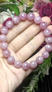 (Certificate) High Grade Lavender Pink Crystal Madagascar Pink Quartz Bangle 10mm+- (附证书) 高货天然马达加斯加紫粉晶手串 10mm+-