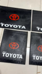 KARPET LUMPUR RODA TOYOTA ENGKEL DEPAN DAN BELAKANG HARGA PER SET