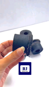 karet bosper anting per panther besar atau bagian bawah bahan ban