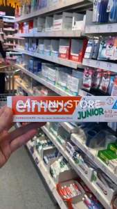 Kem đánh răng trẻ em Elmex Đức dành cho bé từ sơ sinh đến 12 tuổi vị Bạc Hà dịu nhẹ 50ml 75ml