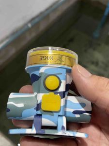 หัวไฟดำน้ำคาดหัว YG5027 ดำน้ำได้ใช้งานได้ถึง 14 ชั่วโมง แถมฟรีแว่นตาดำน้ำหนึ่งอัน