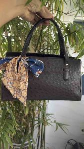 Túi 2hand xách tay da đà điểu thật màu socola cực xinh của Nhật  -T690