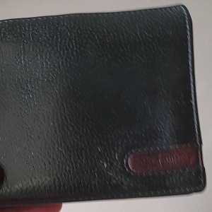 Dompet cowok Bo ni a