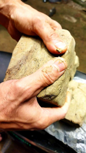 Tanah liat bahan prakarya 1 kg