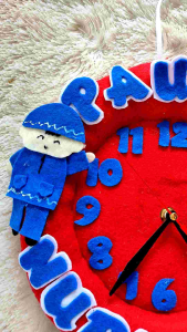 Gantungan Jam Dinding Tema Karakter & Warna-Warni