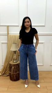 CELANA  KULOT JEANS WANITA RAWIS// CELANA JEANS SNOW HITAM DAN SNOW BIRU// CELANA KULOT JEANS WANITA KEKINIAN// CELANA KULOT JEANS RAWIS SNOW WANITA// KULOT RAWIS JEANS WANITA MUAT BB 65KG