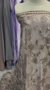 Bahan Kebaya Mewah Brokat Tile Embroidery Peony Bordir Tumpal Tepi 2Tone Warna Moccamilo-Gold Harga Setengah Meter