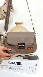 zahra bag by Ratu Bilqis tas selempang wanita bahan kulit sintetis