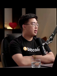 Baju Timothy Ronald Baju Bitcoin atau Miskin: T-shirt Akademi Crypto