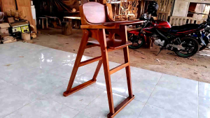 Kursi Makan Anak: Tahan Lama, Ergonomis, dan Mudah Dibersihkan