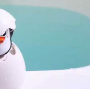 Đồ Chơi Thả Bồn Tắm Trứng Vịt Tự Nở Phun Nước Ngộ Nghĩnh Dễ Thương Cho Bé Nhiều Màu Sắc