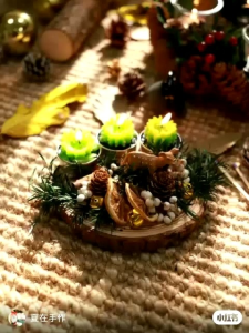 S.K.F Natural Pine Round Unfinished Wood Slices Circles With Tree Bark Log Discs DIY Crafts Wedding Party Paintin