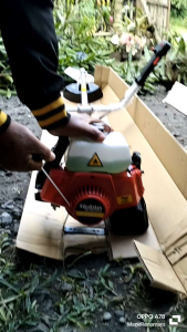 Robin EC04 2 Stroke Grass Cutter