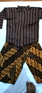 Setelan Surjan Baju Adat Jawa Anak Laki-Laki / Setelan Baju Lurik Anak