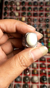 Cincin batu merah siam wulung tua dim 20 / merah delima