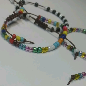 Gelang Beads Manik-Manik Tali Serut: Gaya Kasual yang Unik