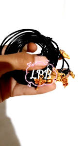 Gelang Tangan Liontin Coklat Random