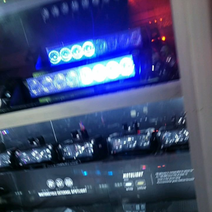 Aksesoris Mobil LED: Lampu Strobo Kaca Biru & Dasbor
