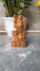 Tượng Phật Di Lặc cưỡi Long niềm vui may mắn của trường thọ tài lộc trấn trạch hóa giải sát khí gỗ bách cao 20-10-7cm
