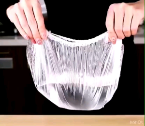 Penutup Makanan Plastik  Shower Cap Penutup Kepala Mandi Serbaguna isi 100pcs