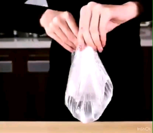 Penutup Makanan Plastik & Shower Cap Penutup Kepala Mandi Serbaguna isi 100pcs