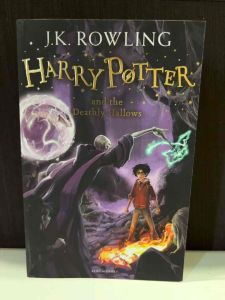 READY STOCK ORIGINAL Harry Potter and the Deathly Hallows 哈利波特与死亡圣器